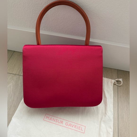 Mansur Gavriel Elegant Red Handbag - Picture 6 of 10